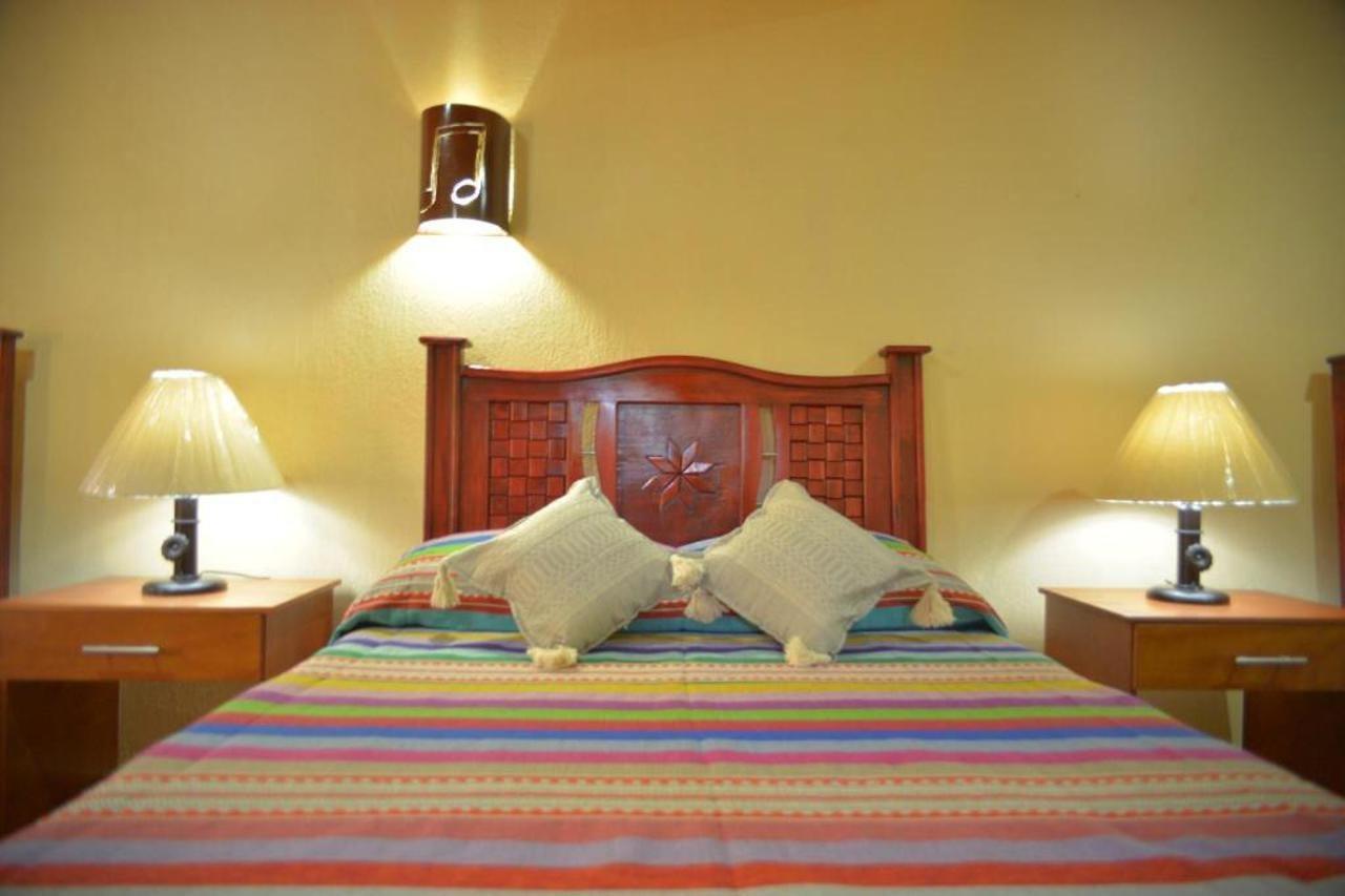 Oyo Hotel Castillo Santa Cecilia Тапалпа Екстериор снимка